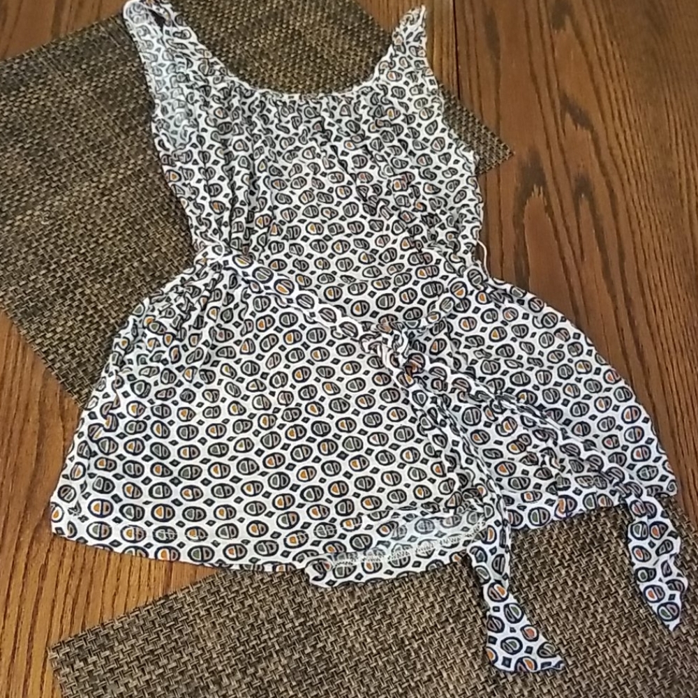 Mixie Top with tie and side pockets
